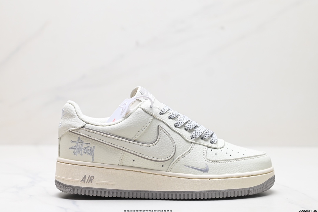 Nike Air Force 1 Shoes